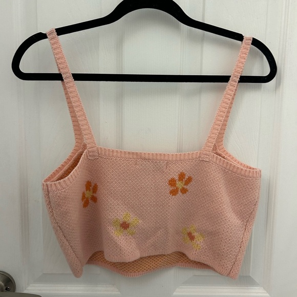 Emory Park Pink and Flower Knit Crop Top, Sz L - Picture 3 of 7